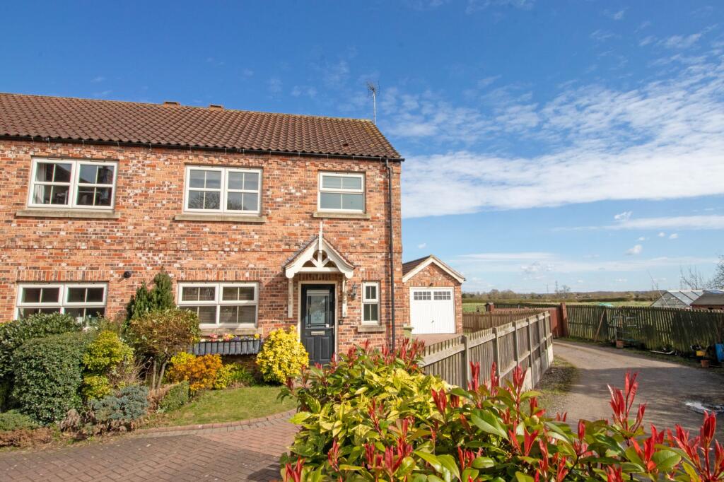 Main image of property: Mill Close, Misterton, DN10