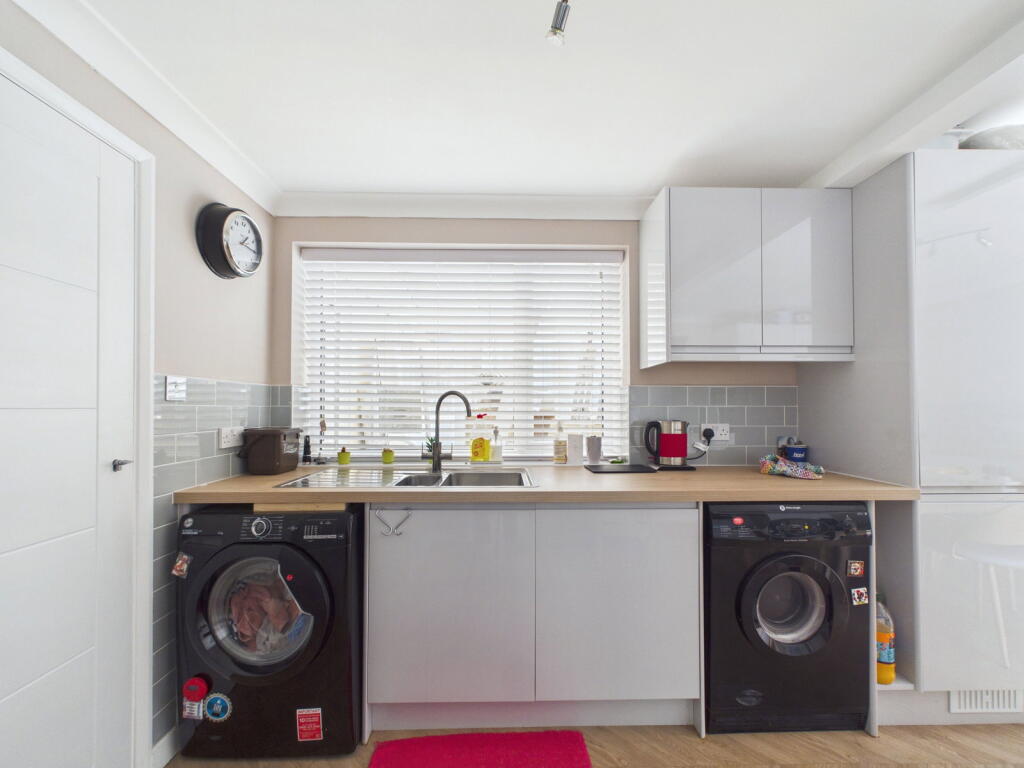 House in Torquay - More