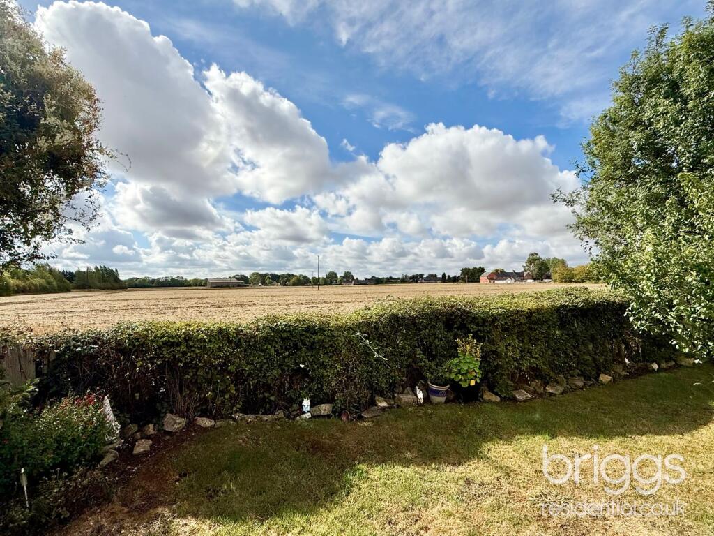 House in South Kesteven, Deeping St. James - View 2