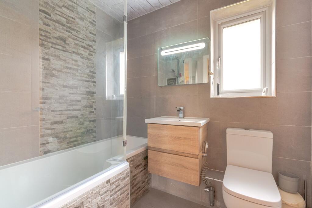 Additional image 14 of Carnoustie Grove, Bingley, West Yorkshire, BD16