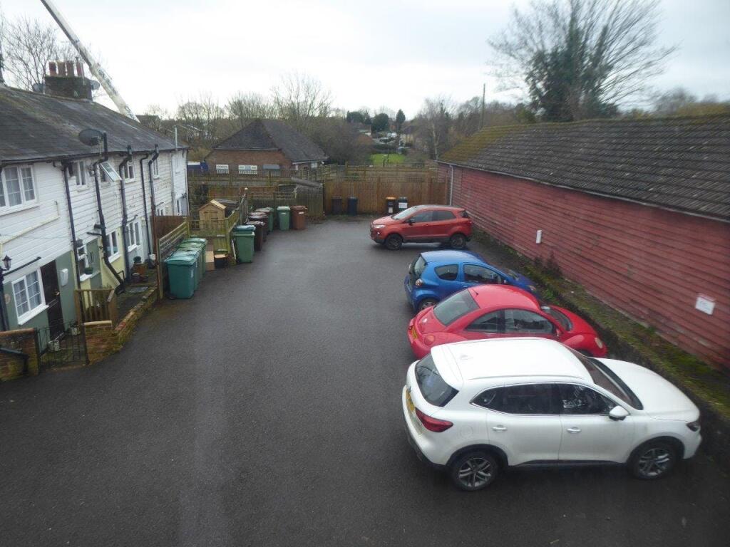 P1030410 rearBR.jpg