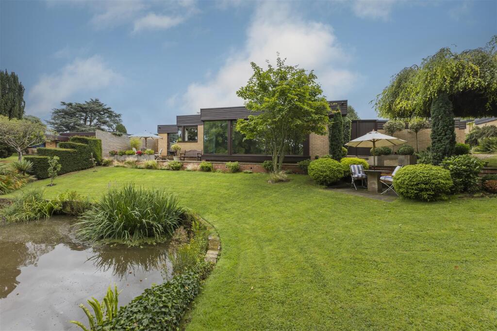 Main image of property: Newton Park, Newton Solney, Burton-On-Trent