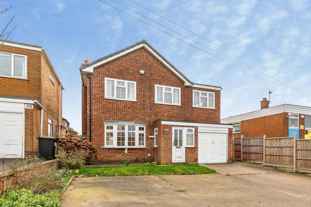 Main image of property: Gedling Road, Arnold, Nottingham, Nottinghamshire, NG5