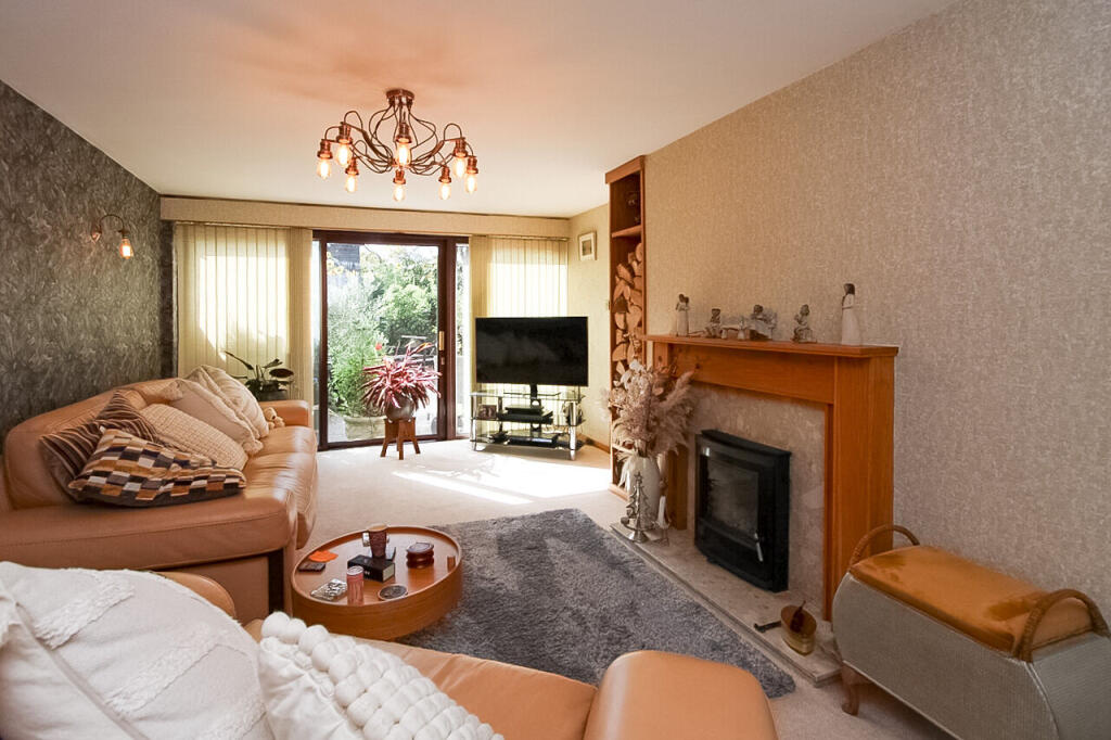Woburn Avenue, Willenhall photo 5