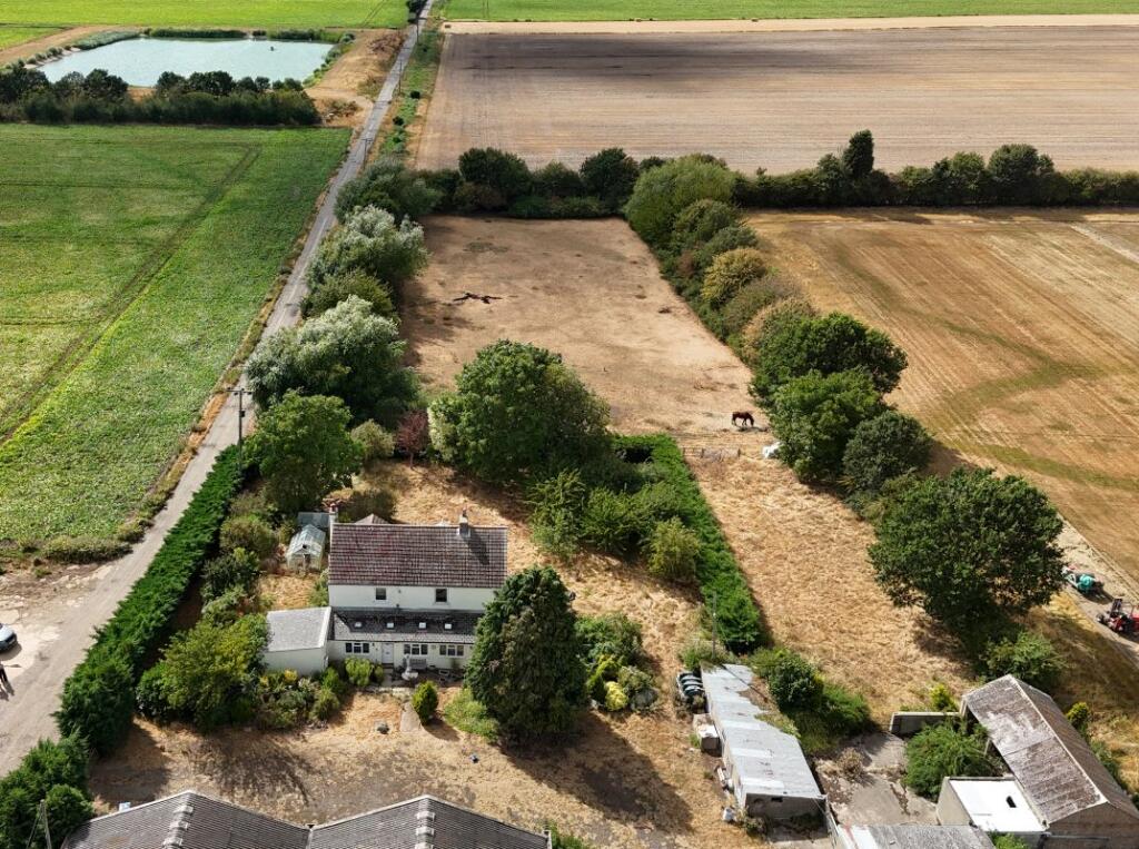 House in Peterborough - View 2
