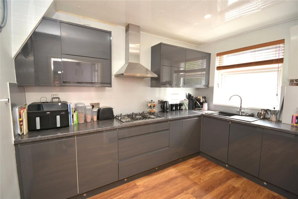 Alverstone Road, Wallasey, Wirral photo 2