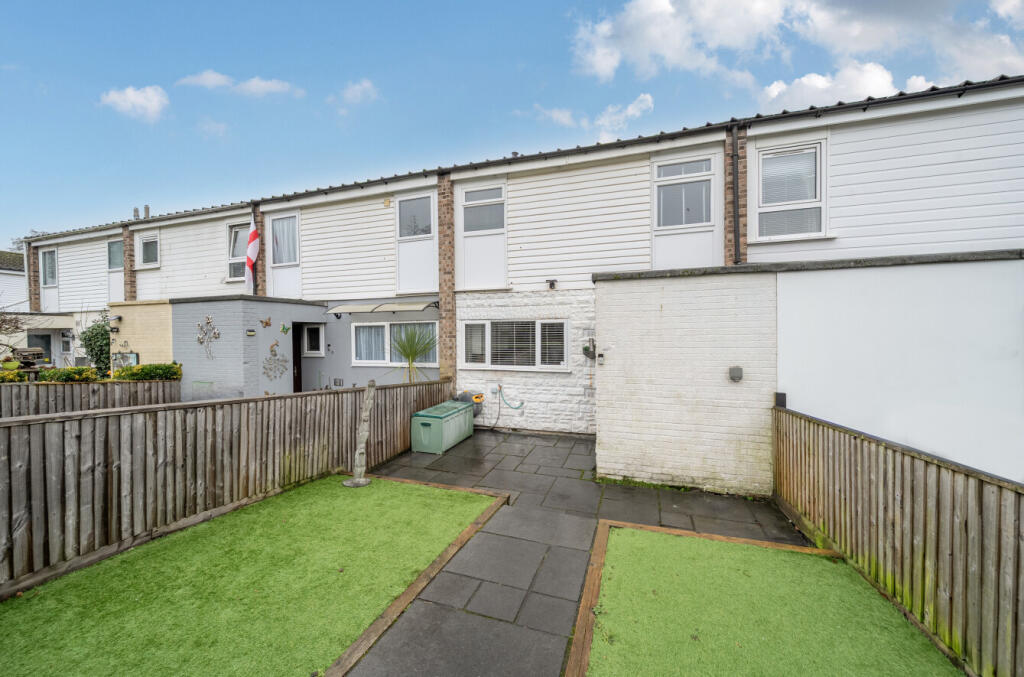 Main image of property: Bunting Gardens, Waterlooville, Hampshire, PO8