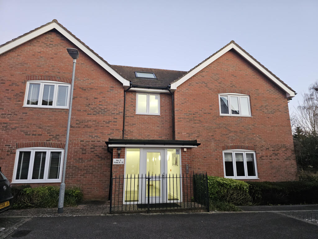 Main image of property: Flat D, 3 Fuggles Close, Headcorn, Ashford, Kent