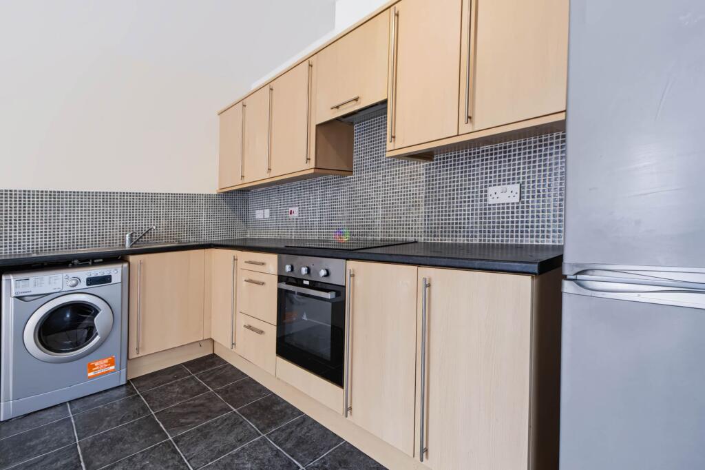 Apartment in Sheffield - View 5
