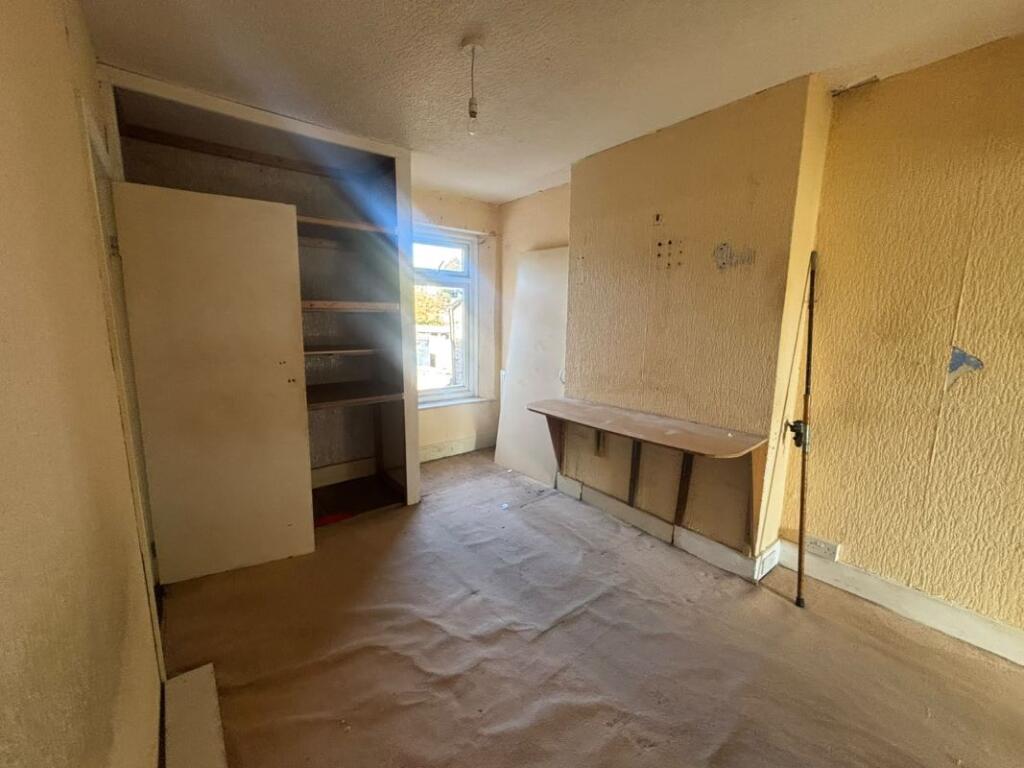 12 Cross Road, Orpington, Kent, BR5 2DJ photo 4