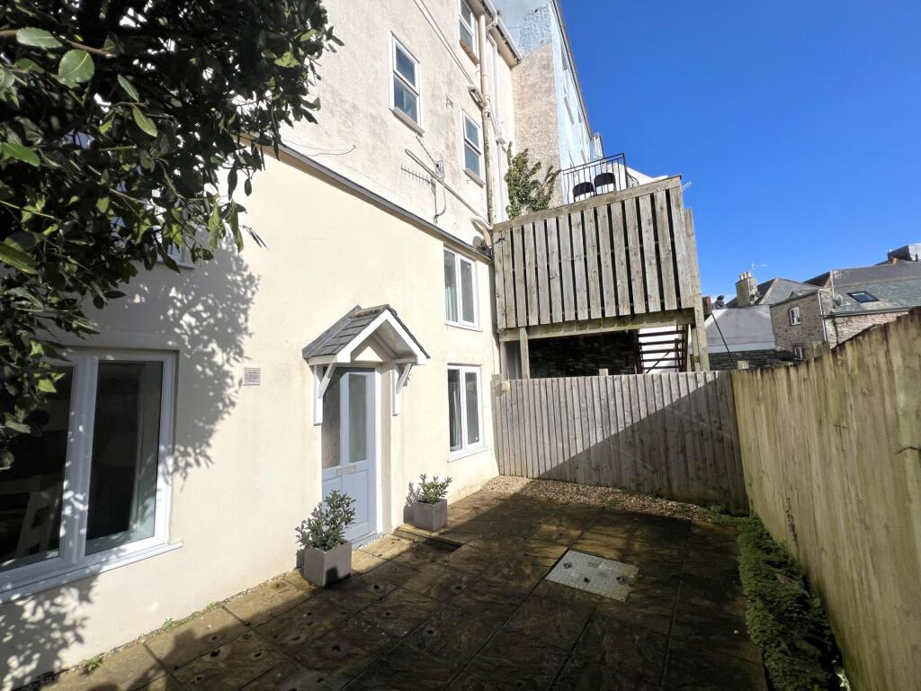 Main image of property: Undercliffe, Dartmouth