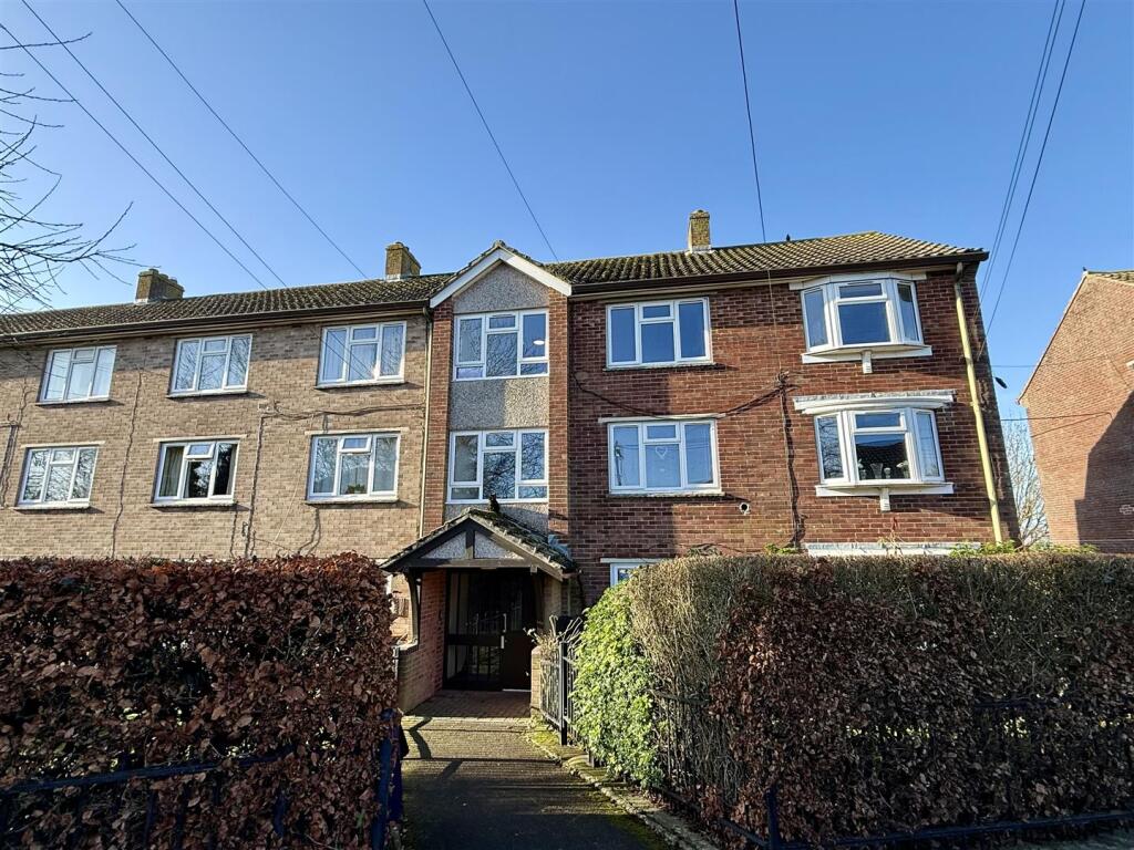 Main image of property: Mayenne Place, Devizes