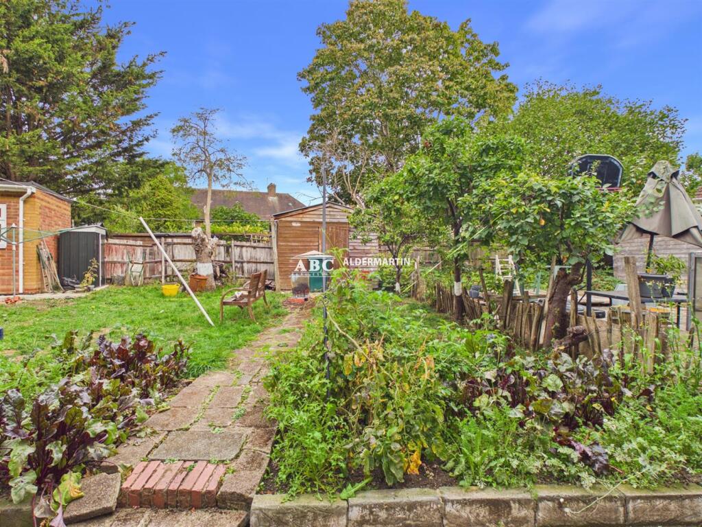 House in Harrow - View 4