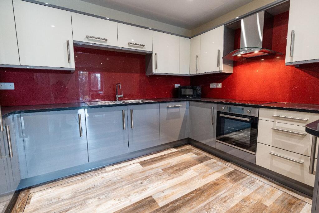 Main image of property: 28 Ecco