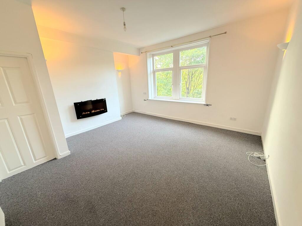 Whitegate Road, Halifax, HX3 photo 2