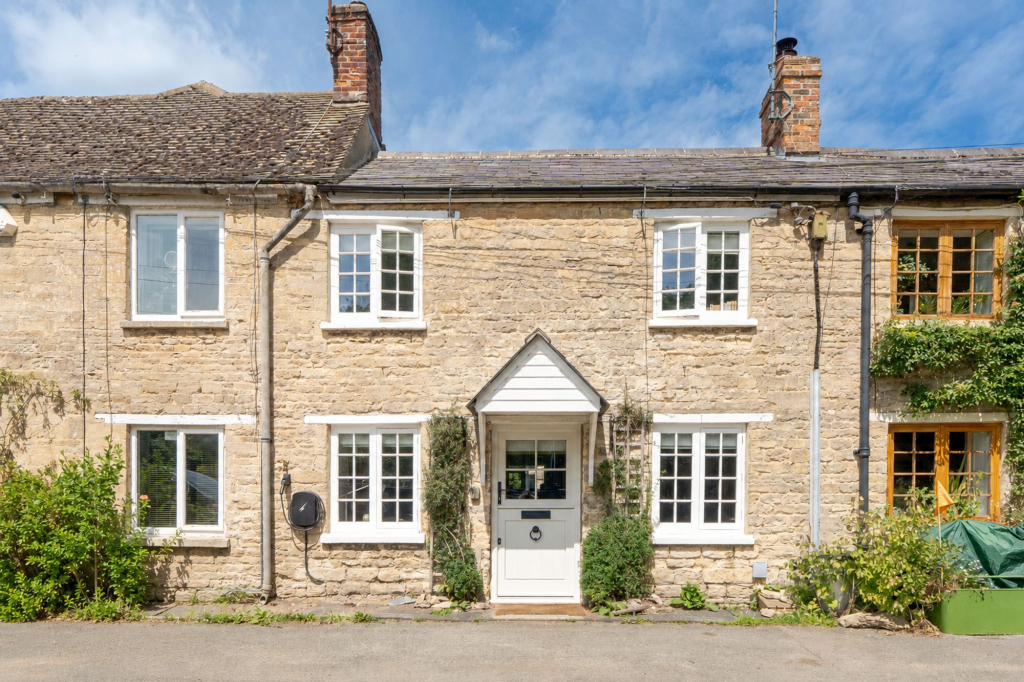 Main image of property: Canal Road, Thrupp, OX5