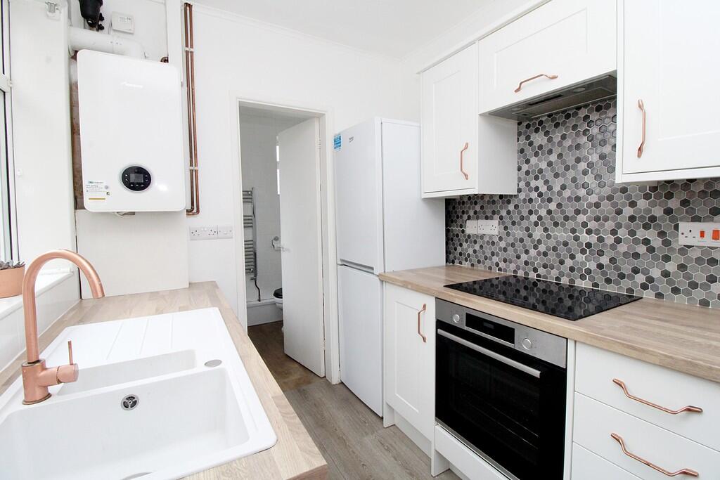 House in Rugby, Warwickshire - More