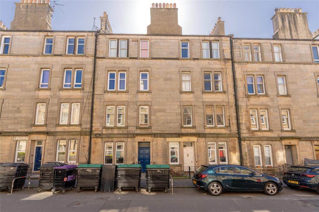 Main image of property: 7(3F1) Roseburn Place, Edinburgh, EH12
