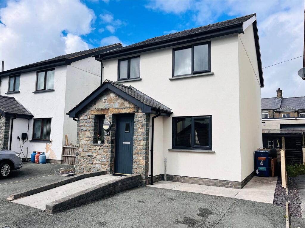 Main image of property: Maes Y Coed, Ffestiniog, Blaenau Ffestiniog, Gwynedd, LL41