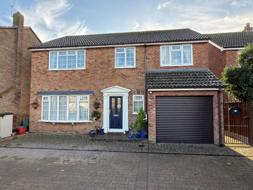 Kirby Road, Walton-on-the-naze photo 2