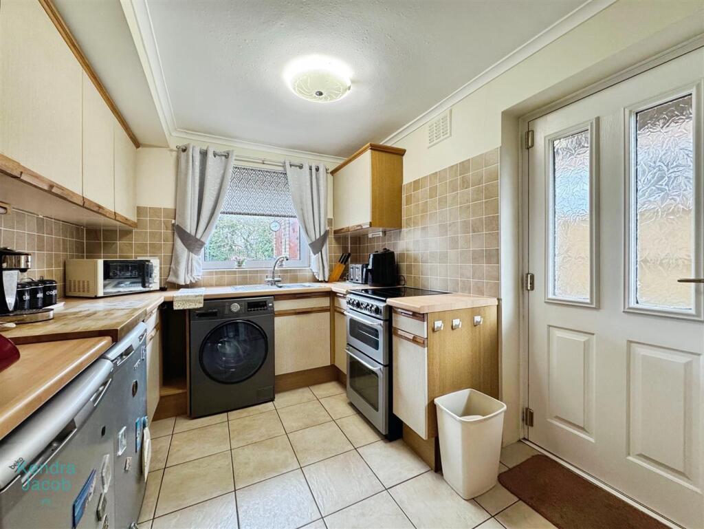 Southbreck Rise, Worksop photo 2