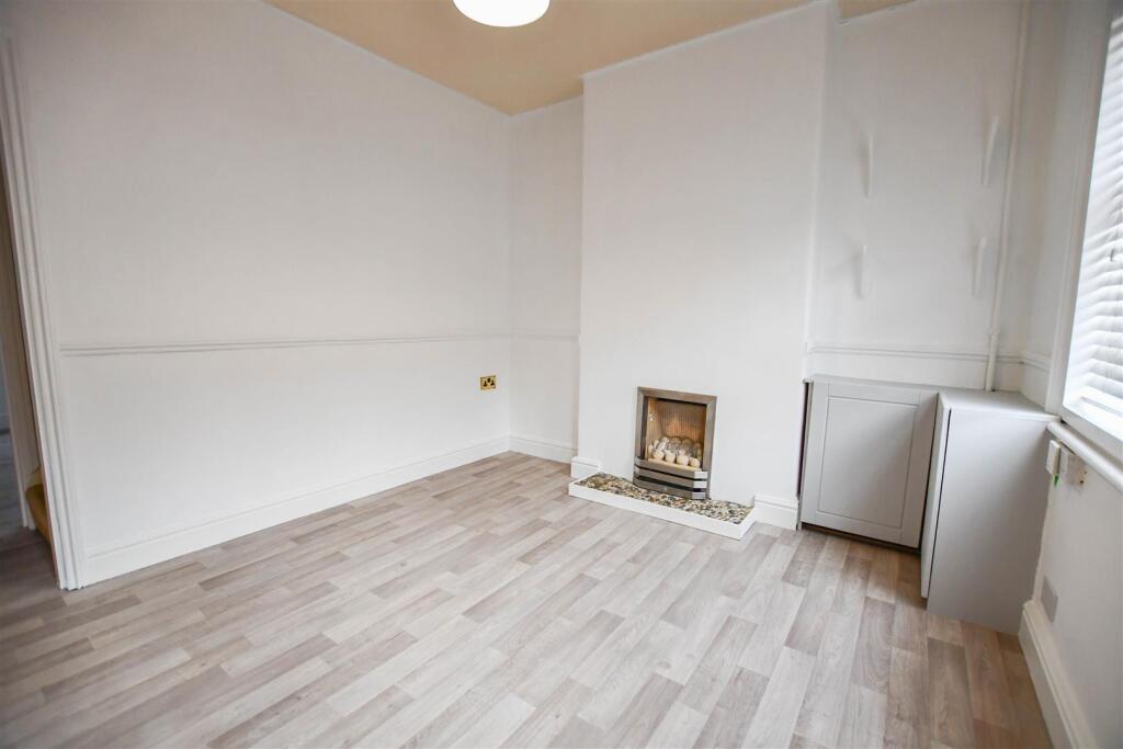 House in West Suffolk, Newmarket - View 5