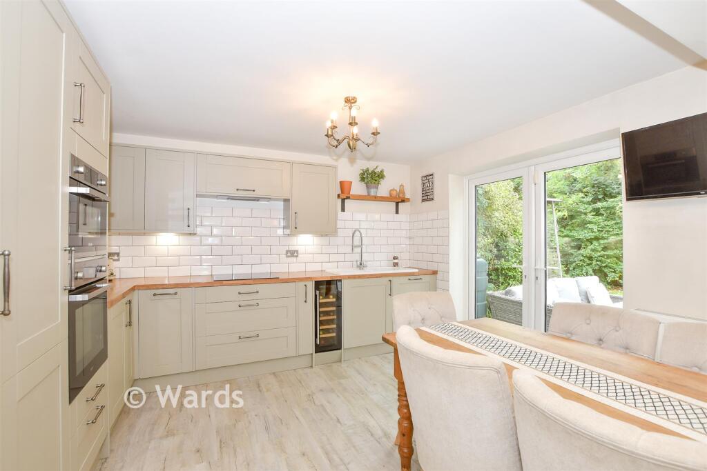 House in Ashford, Kennington - View 4