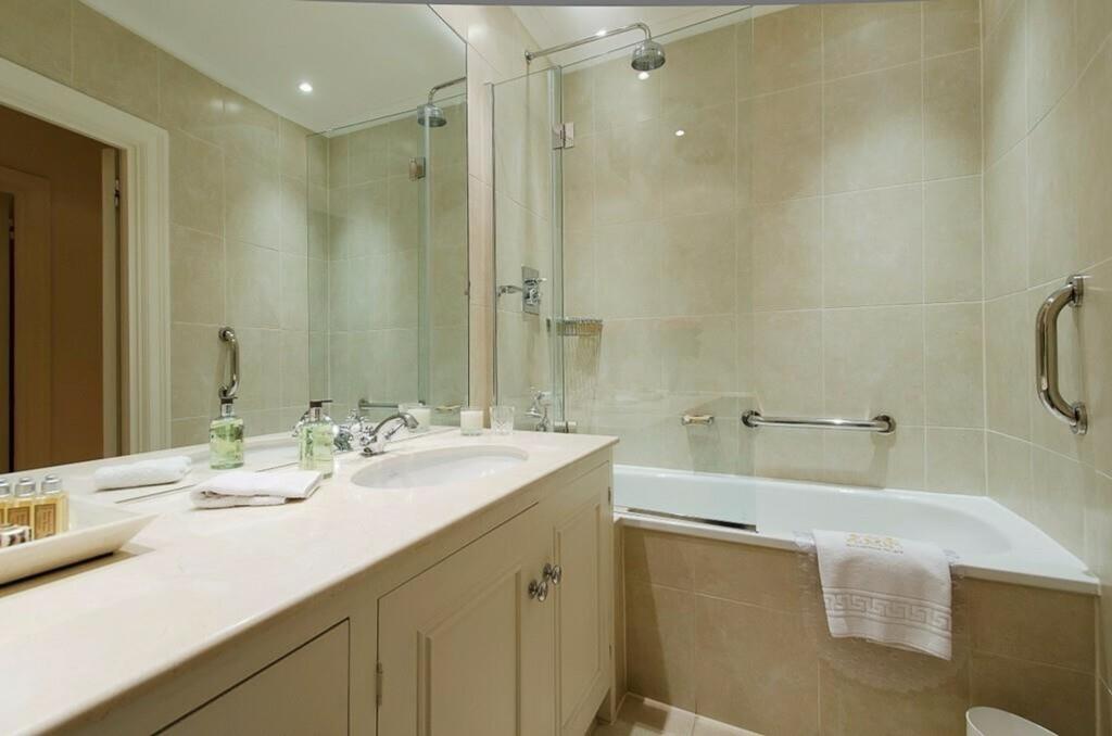 4 bedroom apartment for rent
