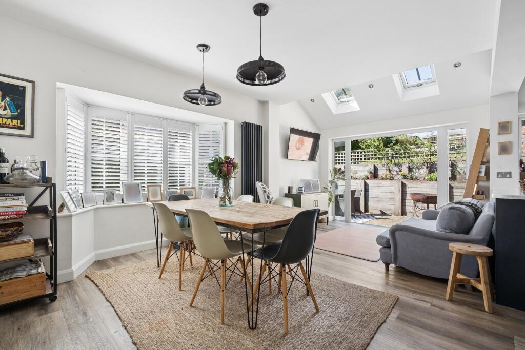 House in Amersham, Amersham Common - View 4