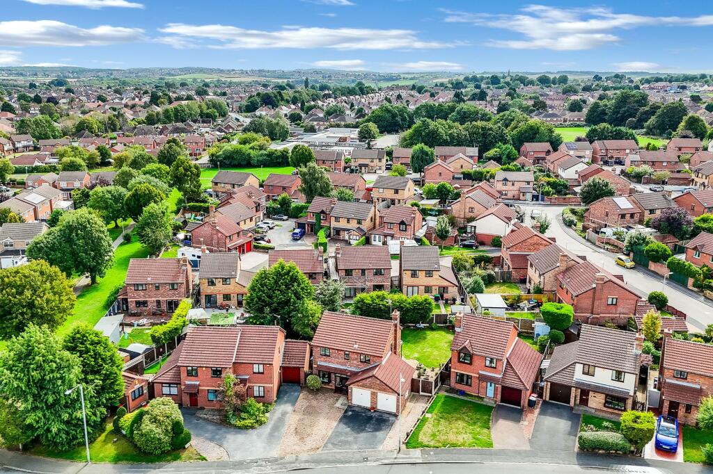 House in Ashfield, Kirkby-in-Ashfield, Sutton-in-Ashfield - View 2