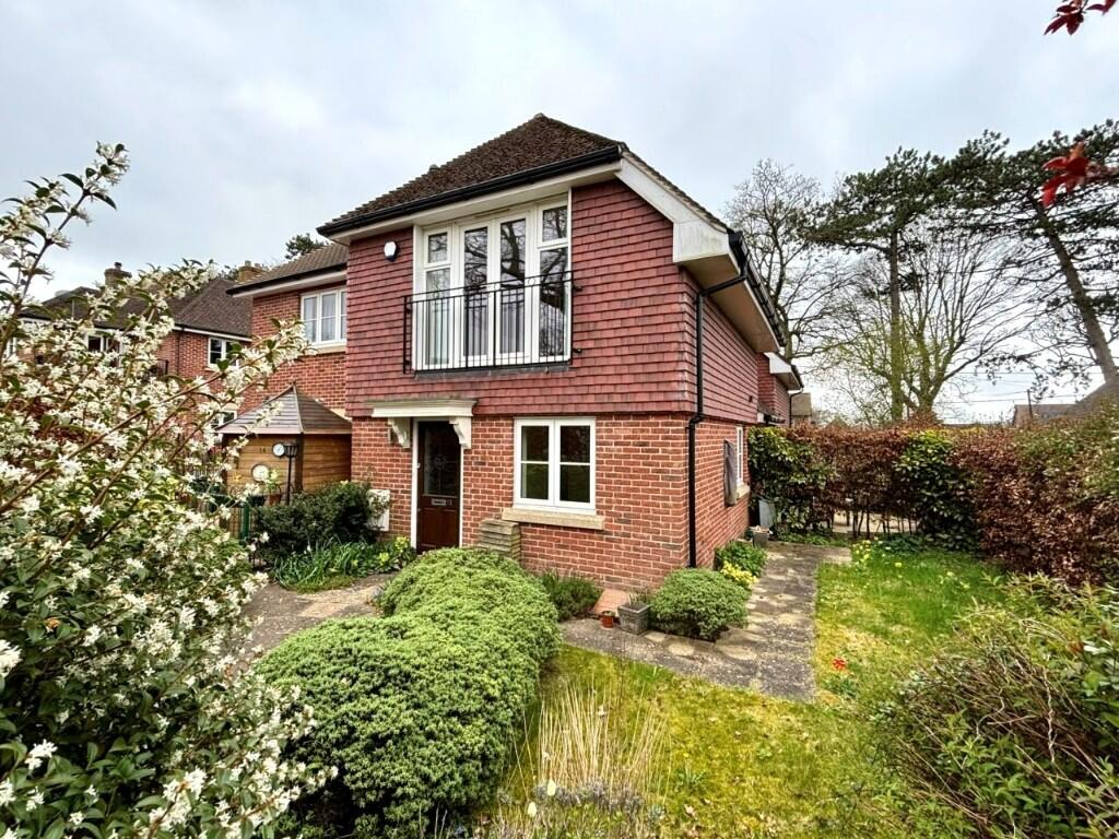 Main image of property: Bishops Waltham