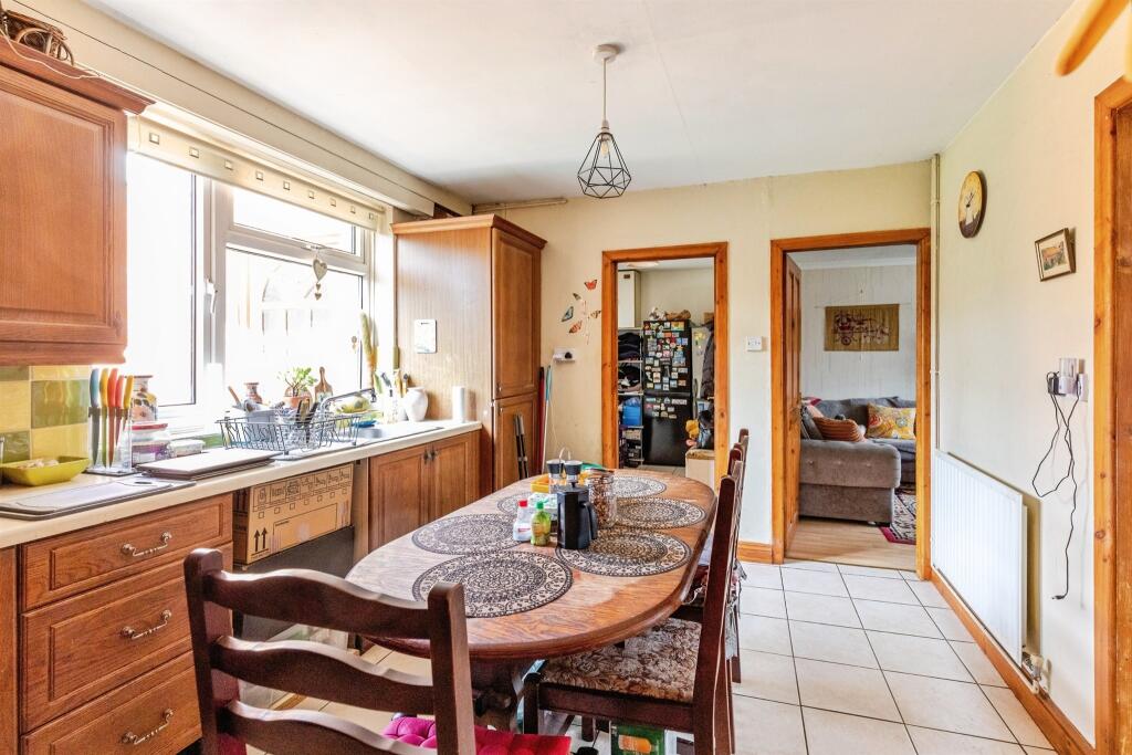 House in Northampton - View 4