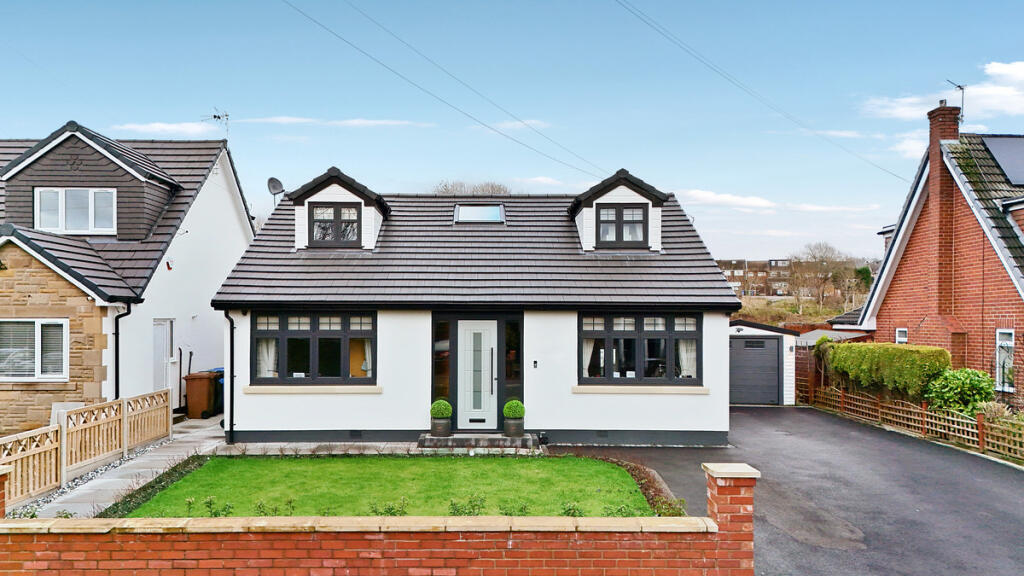 4-bed detached on Alexander Drive, Rochdale, OL16, £545,000