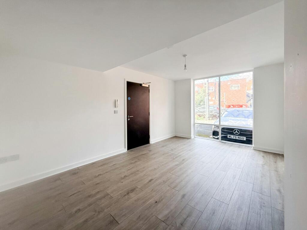suite c, 60 Stamford New Road_office to let-2.jpg