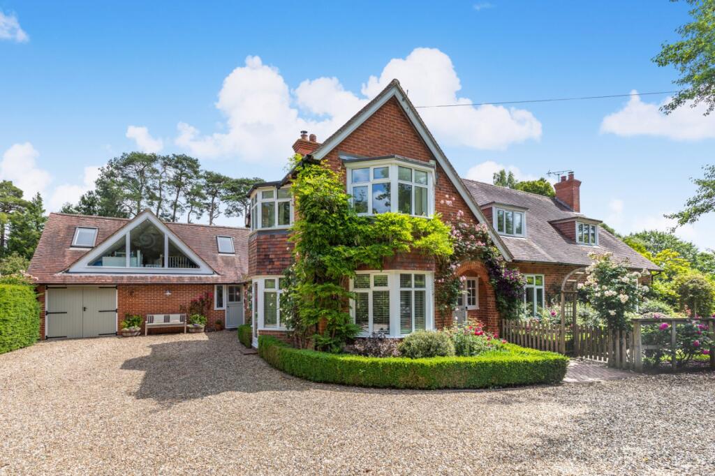 Main image of property: Chapel Row, Berkshire