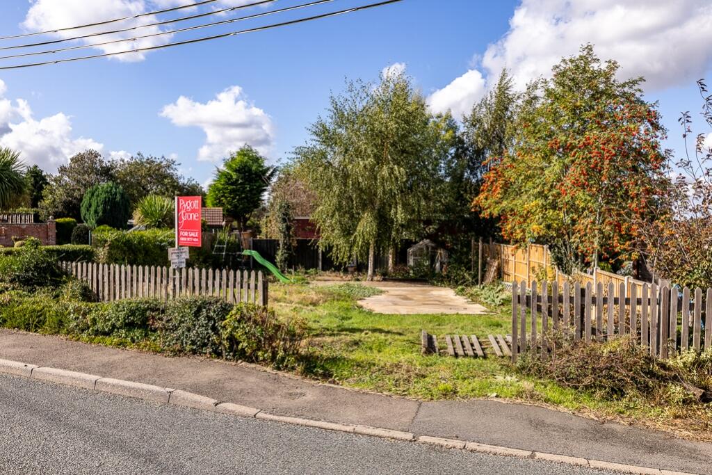 North End, Swineshead, Boston, Lincolnshire, PE20 - More