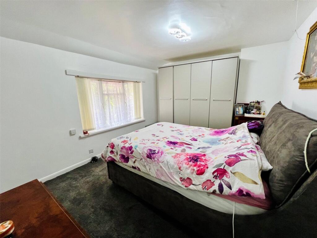 Additional image 7 of Fox Green Crescent, Birmingham, West Midlands, B27