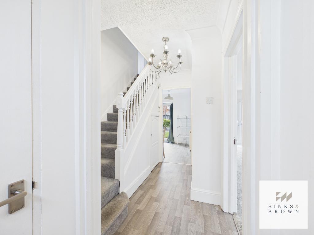 House in Thurrock, Essex - View 5
