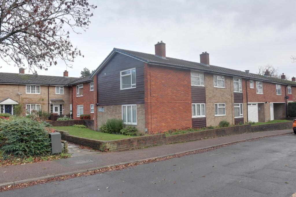 Main image of property: Scott Road, Stevenage, Hertfordshire, SG2