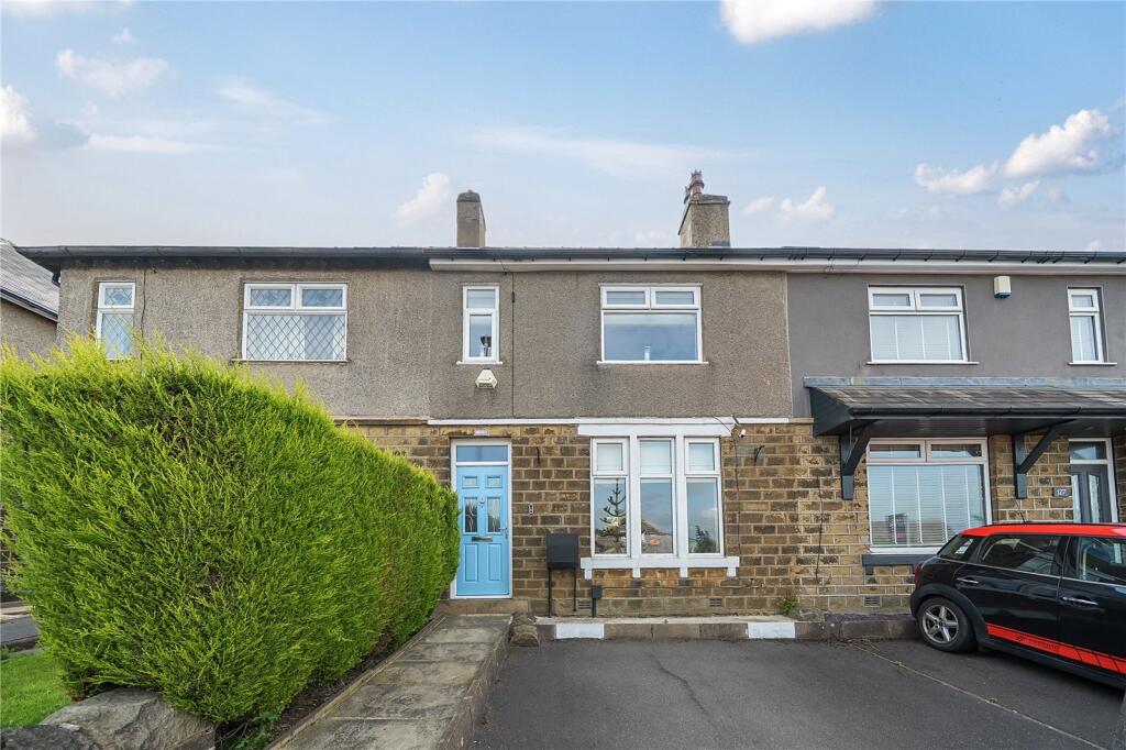 2-bed terraced on Gillroyd Lane, Linthwaite, Huddersfield, West Yorkshire, HD7, £210,000