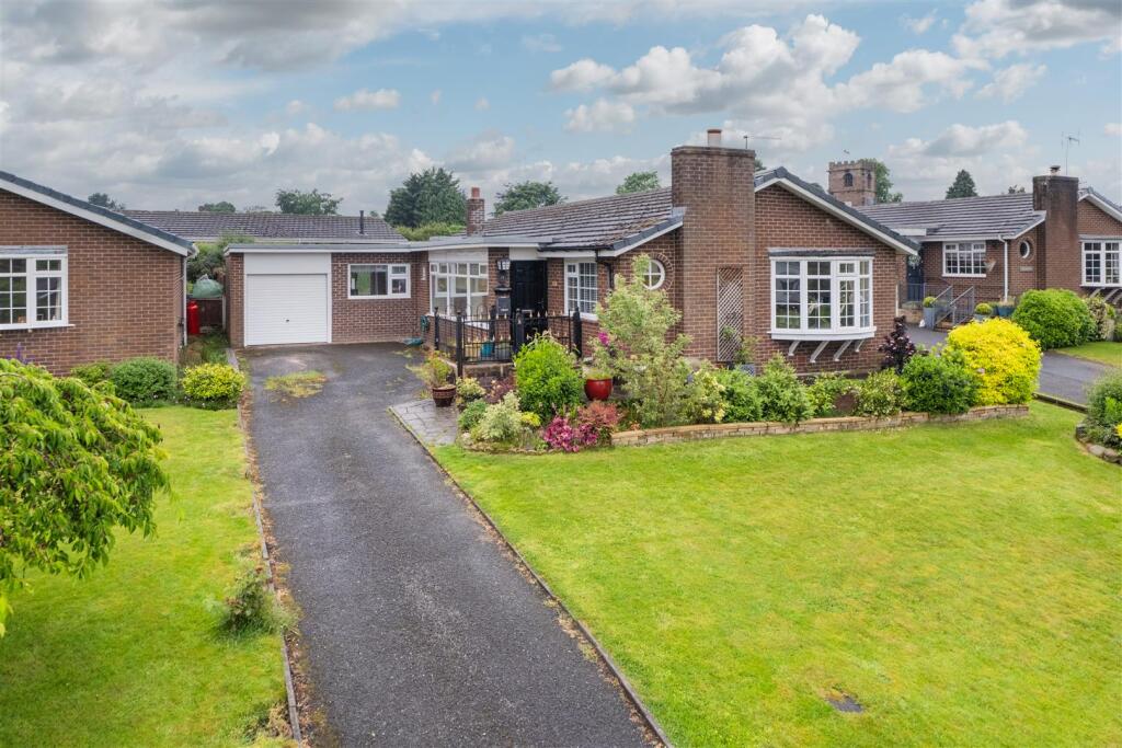 4-bed detached on St. Peters Drive, Little Budworth, £425,000