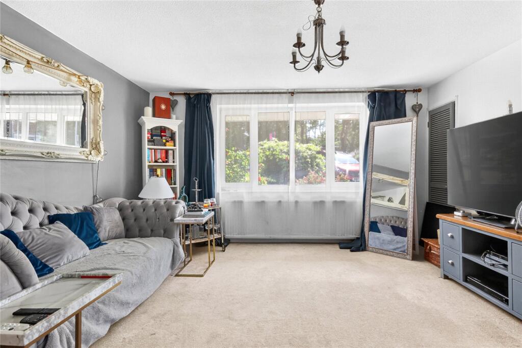 House in Reading - More
