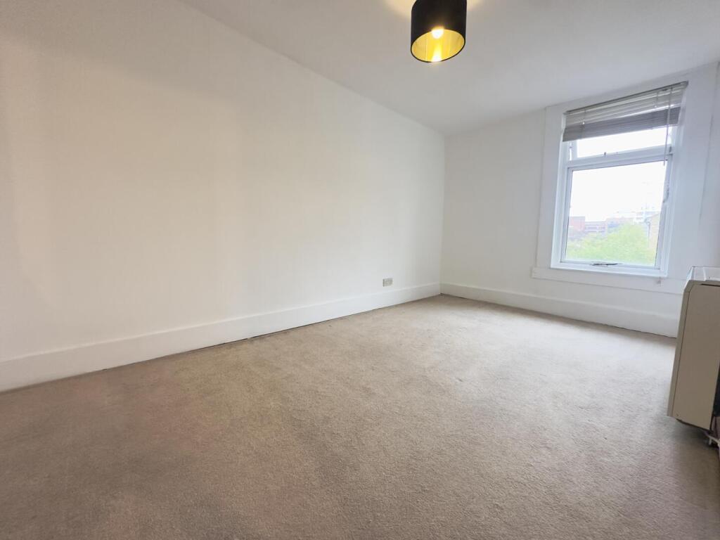 Apartment in London, Haringey Heartlands, Hornsey - View 5