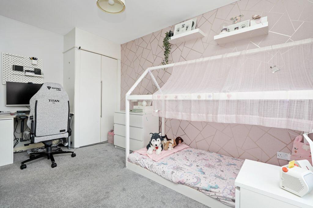 Apartment in Edinburgh - More