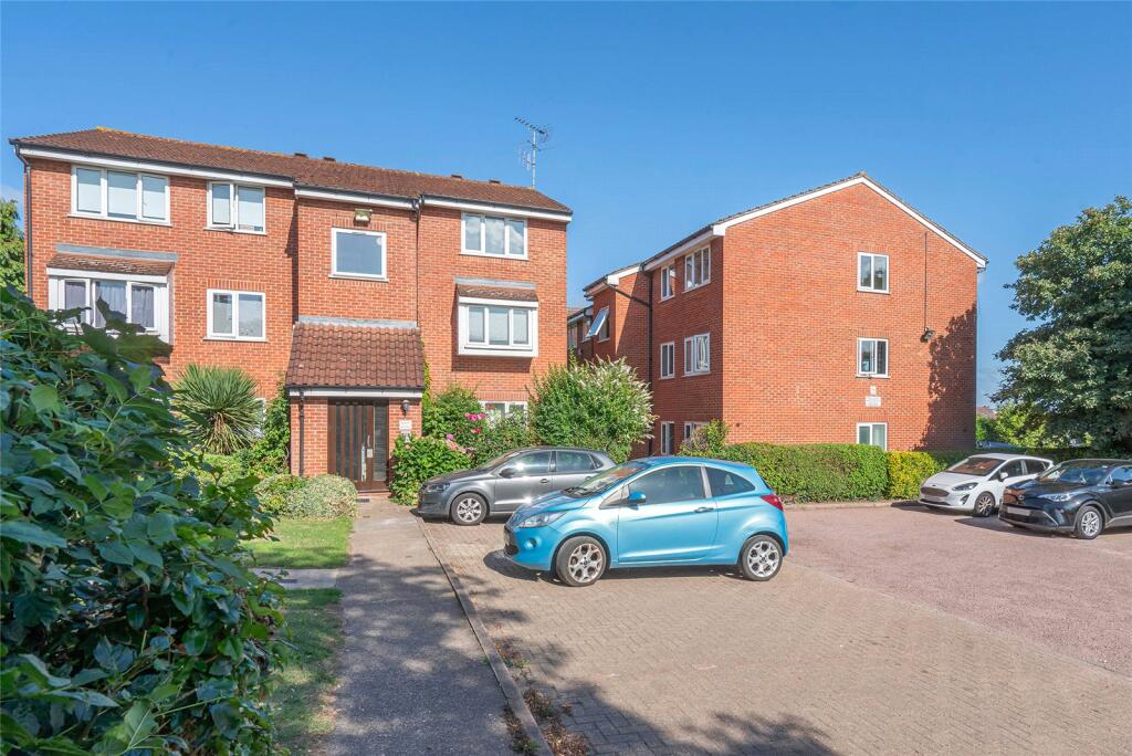 Main image of property: Cambridge Gardens, London, N10