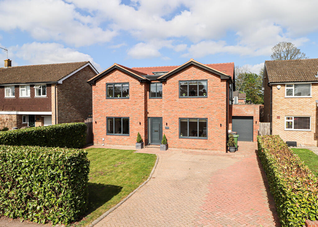 Main image of property: Grant Gardens, Harpenden, Hertfordshire, AL5