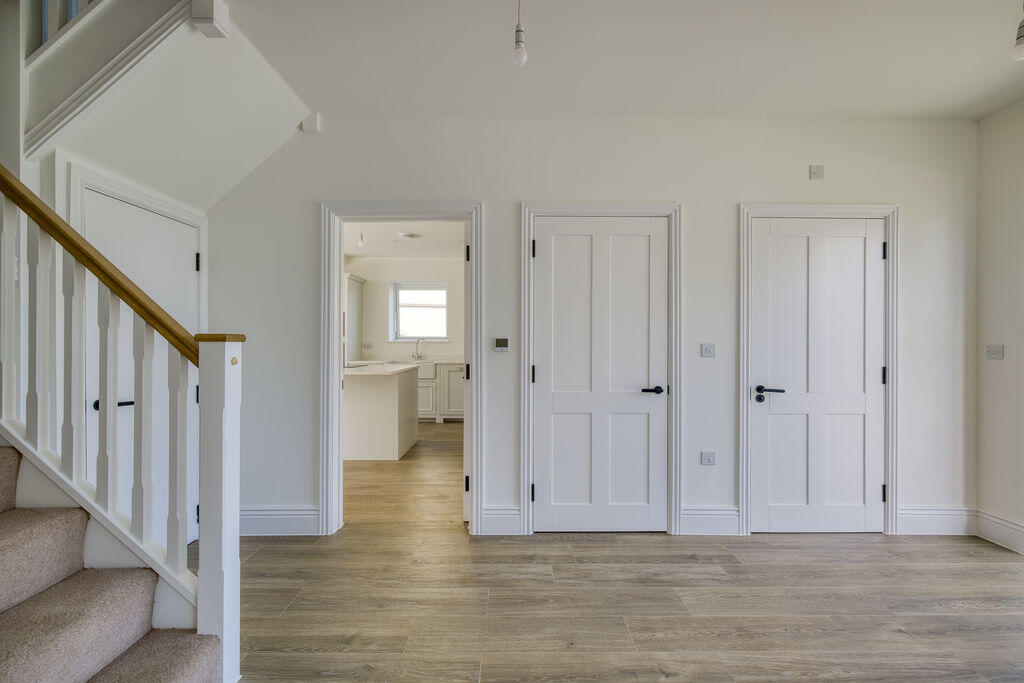 House in Taunton - View 5