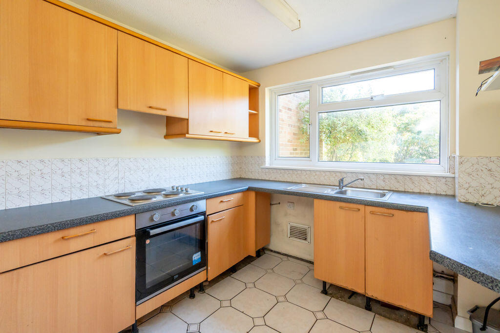 Charles Avenue, Chichester - View 2