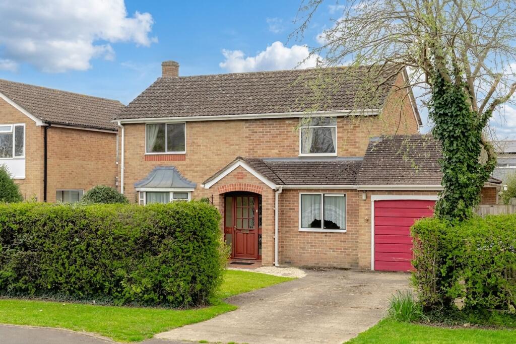 Main image of property: High Street, Kidlington, OX5