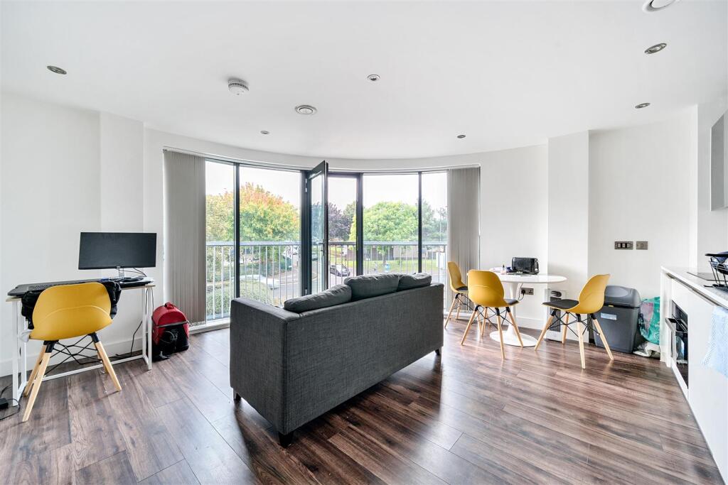 Main image of property: The Quadrant, Sand Pits, Birmingham